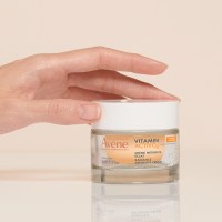 av_vitamin-cg_cream_dermatologist_2_3282770393507_hd_1x1 (1)
